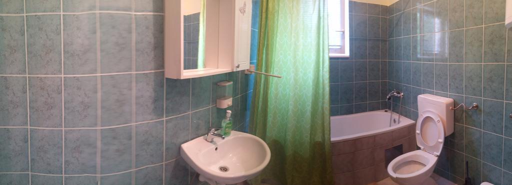 Guest House Antonela 스몰리야나크 외부 사진